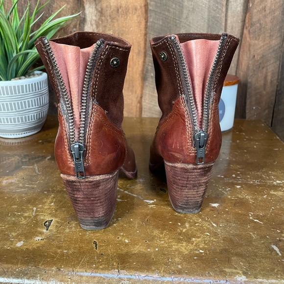 Frye Tessa Zip Short Womens Redwood Leather Ankle Bootie - Size 6 - with box - Picture 11 of 13